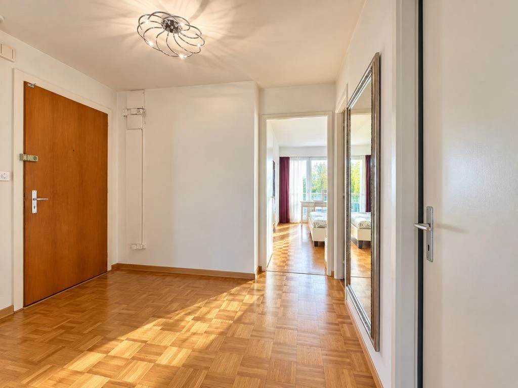 Charming 3-room apartment in Meinier. - Property photo 2