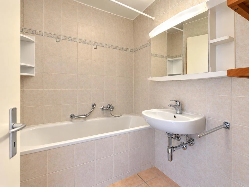 Charming 3-room apartment in Meinier. - Property photo 3