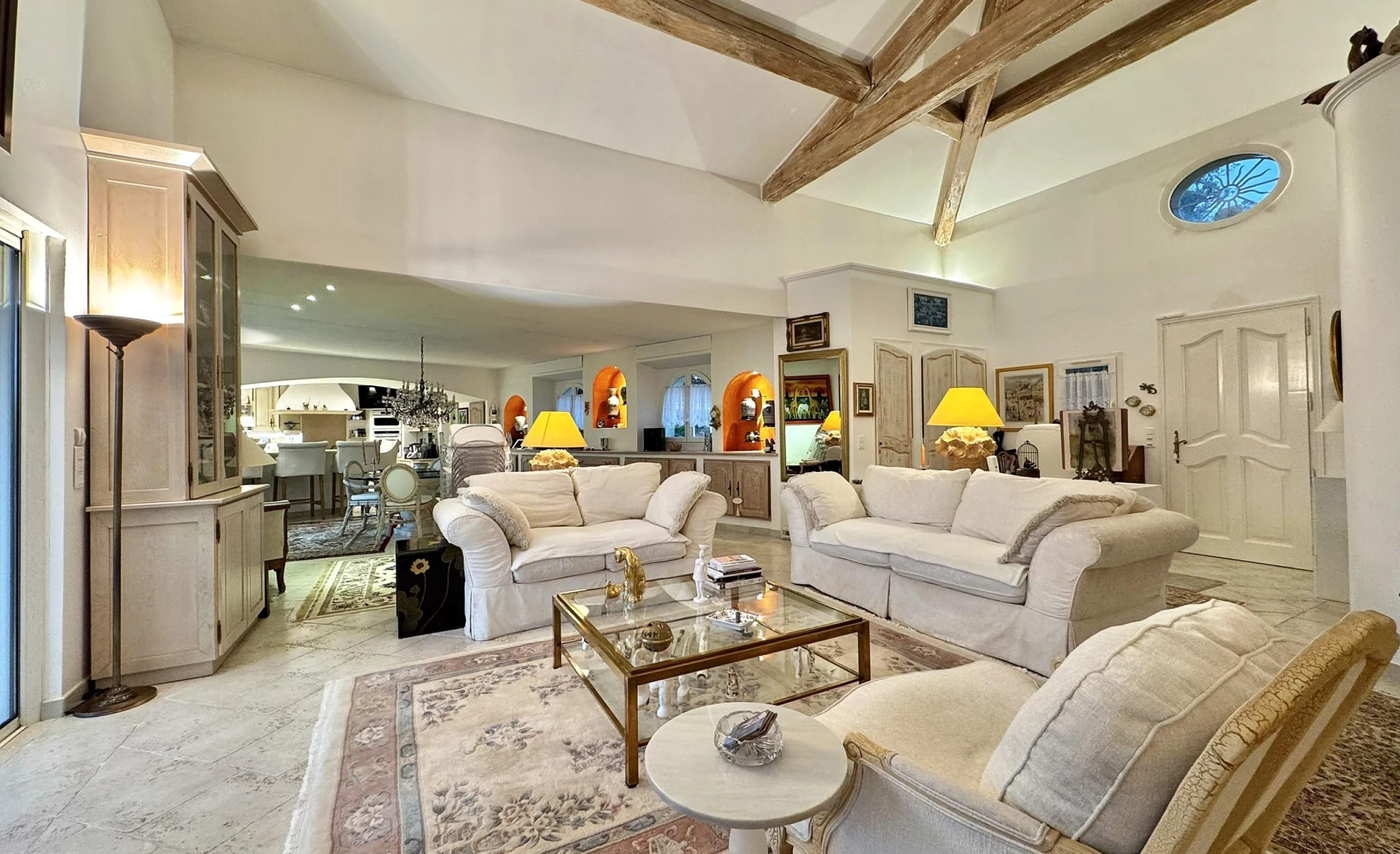 Magnificent Detached Villa Offering Approximately 300 m² of Living Space in Grimaud - Property photo 7