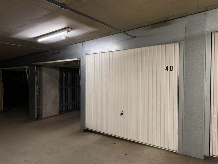 INVESTMENT OPPORTUNITY IN THE HEART OF GENEVA – LOCKED GARAGE UNIT